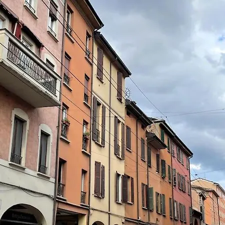 Loft Centro Storico_saudart Bologna
